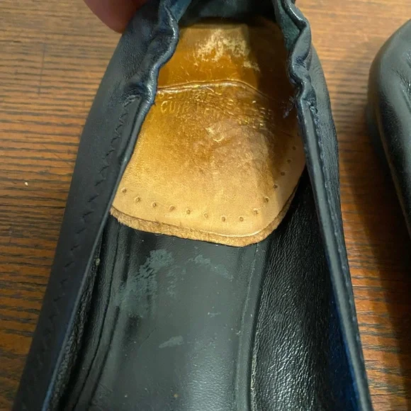 Womens 8 M Tory Burch Reva Gold Logo Ballet Flats Black Leather Slip On Shoes - Picture 5 of 7